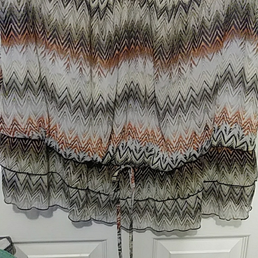 Roz & Ali Sleeveless blouse w/embellished neckline - Picture 2 of 5